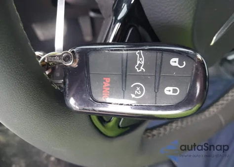 2022 Chrysler 300 S из США, поврежденный, VIN 2C3CCABT9NH193709